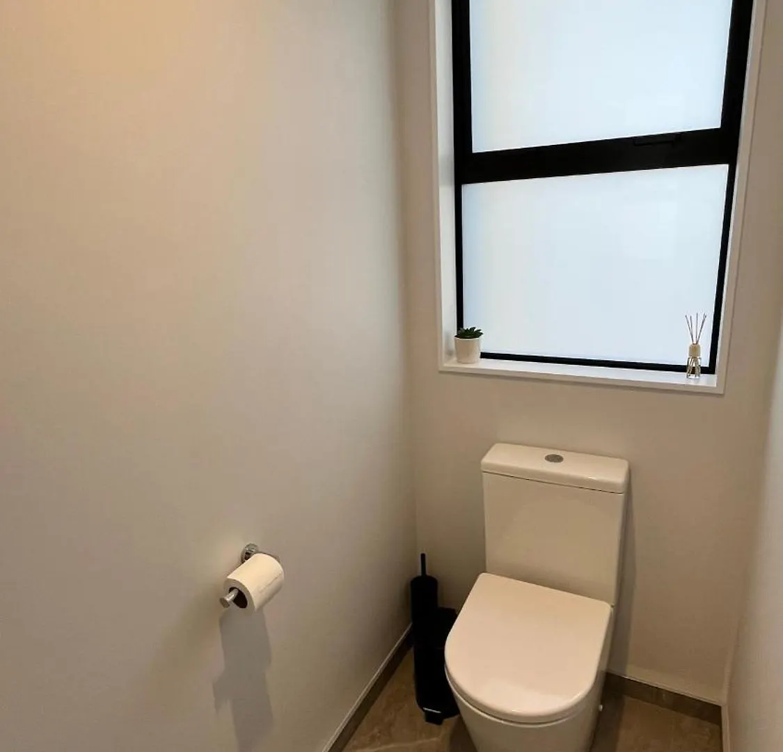 Luxury 2 Bedroom By St James Park Крайстчёрч 0*,  Новая Зеландия