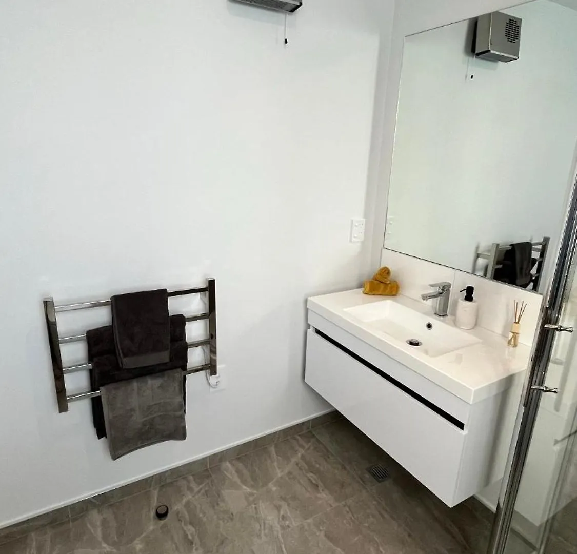 Luxury 2 Bedroom By St James Park Крайстчёрч